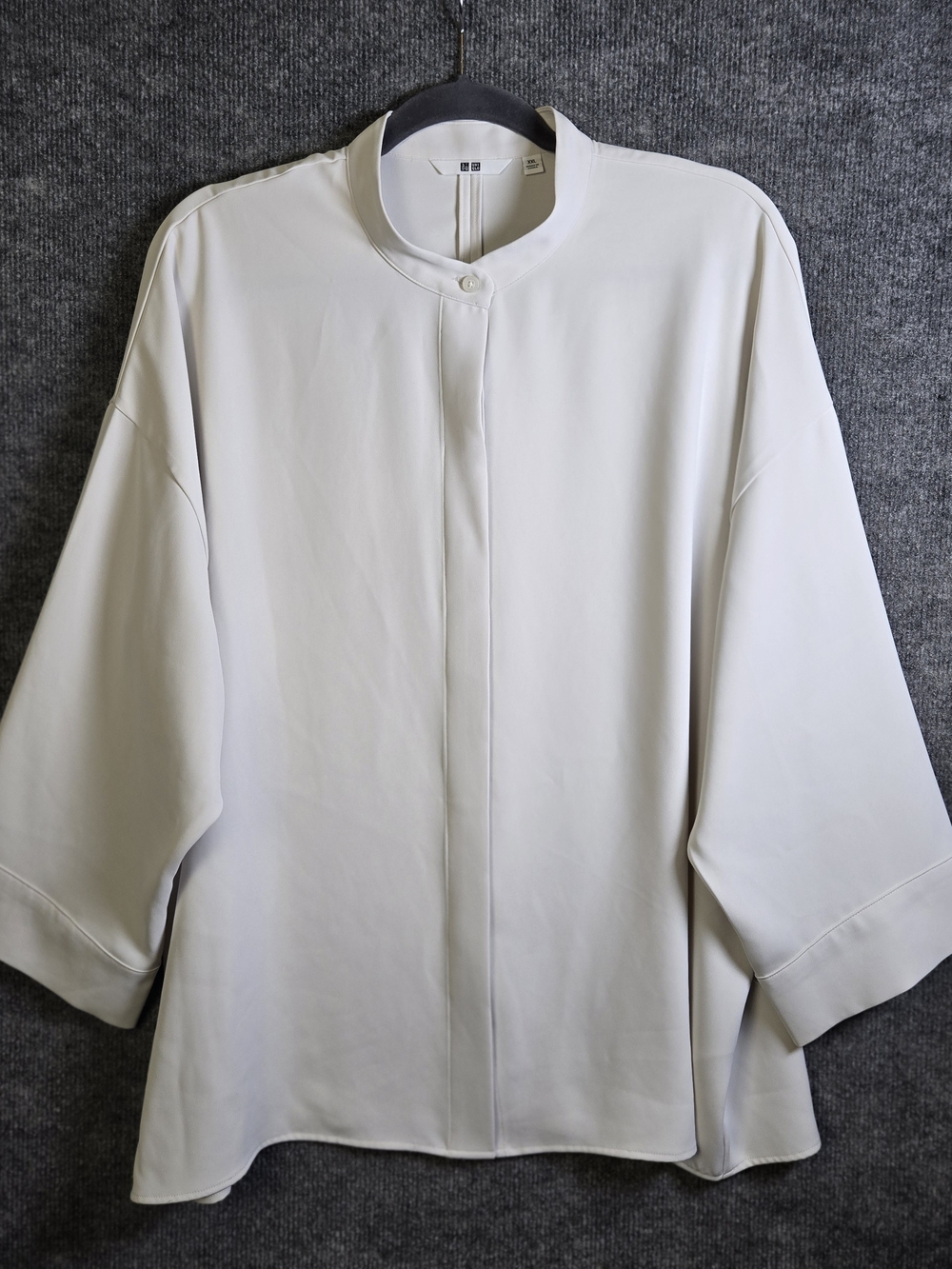 Uniclo Top Womens XXL Ivory Crepe Band Collar Flowy Long Sleeve Drape
